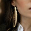 Boucles D'Oreilles Monsieur Simone | Maxi Mono Boucle D'Oreille Puce Ph B Or Plume